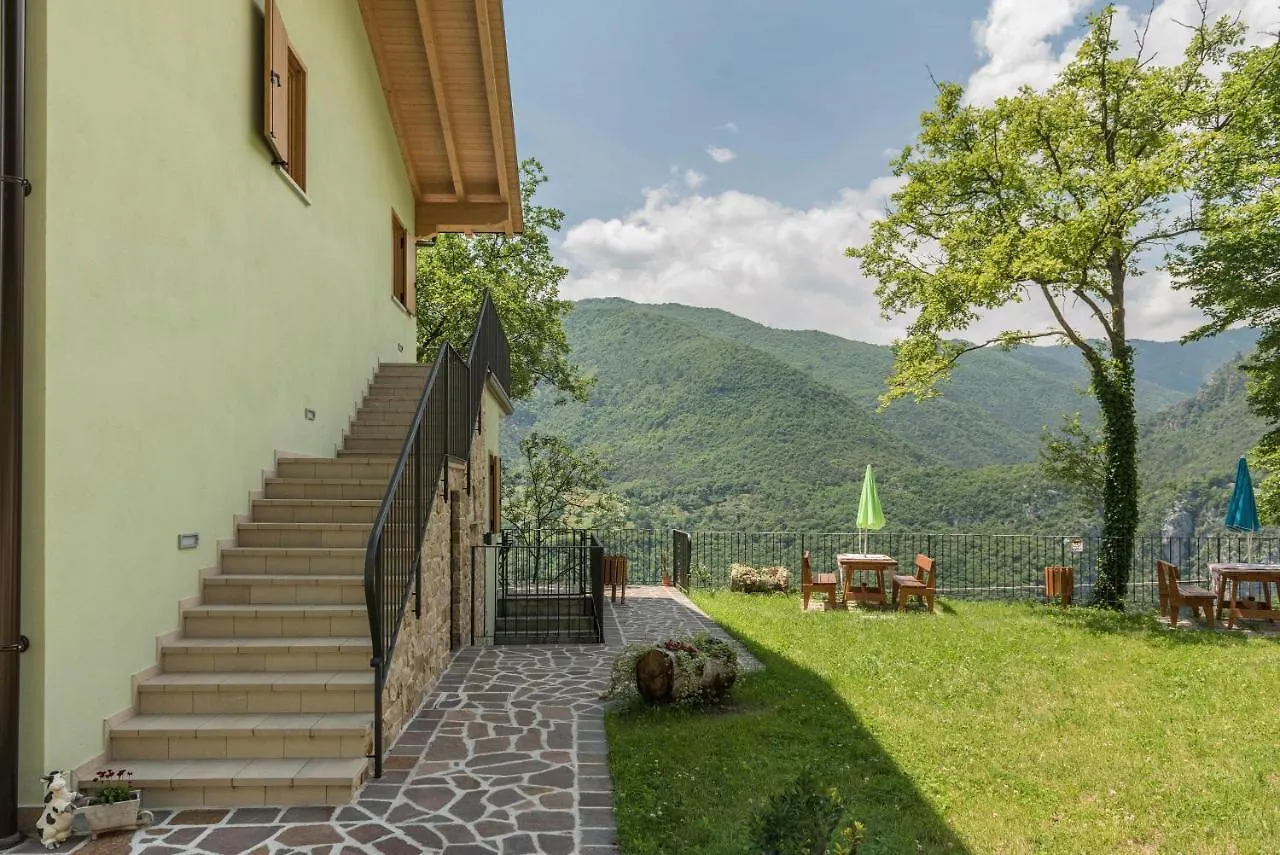 Nonno Bigi Genziana Lägenhet Tremosine Italien